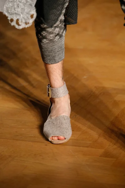 Look 29
